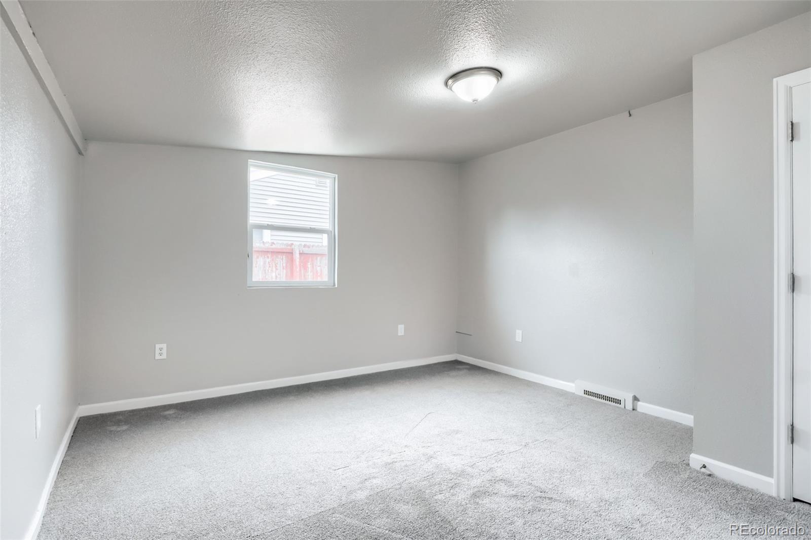 MLS Image #13 for 2388  geneva street,aurora, Colorado