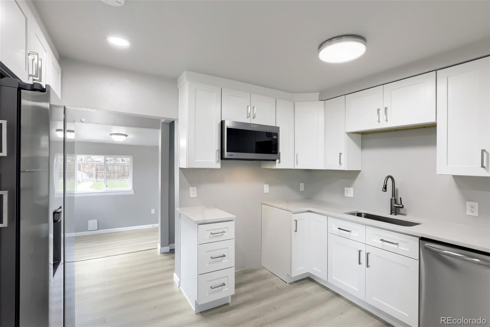 MLS Image #8 for 2388  geneva street,aurora, Colorado