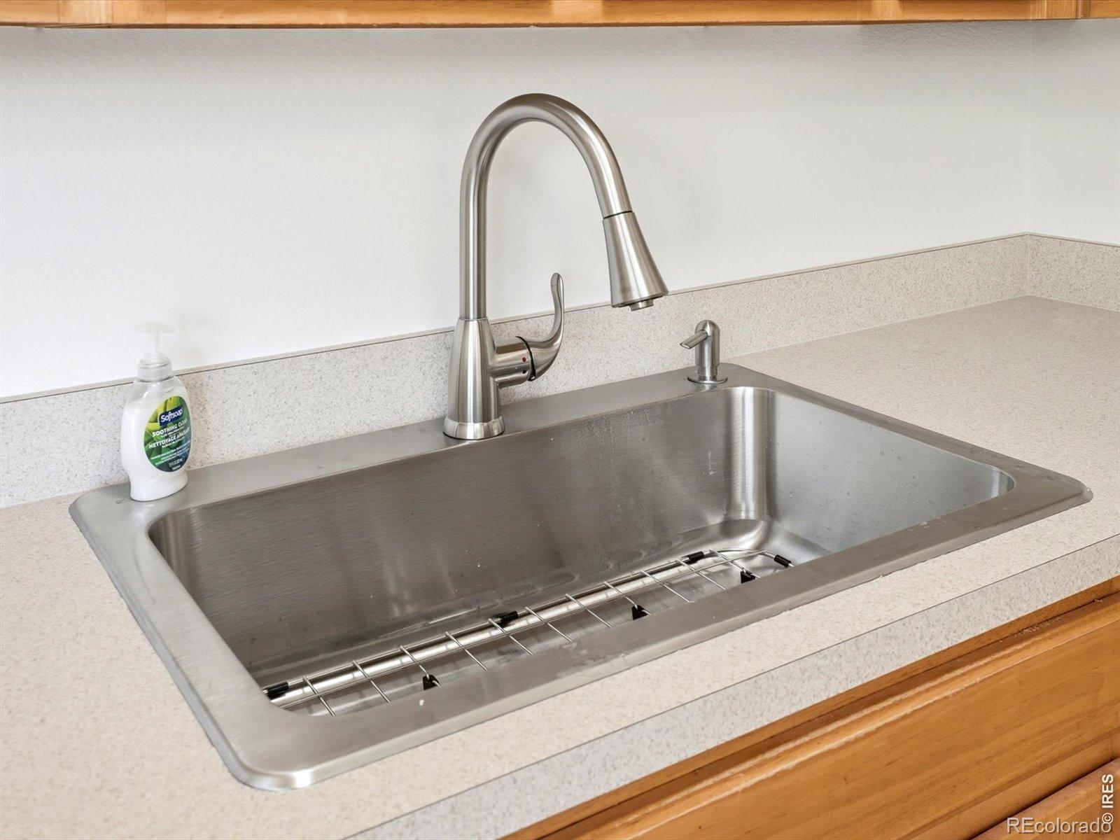 MLS Image #15 for 775  bedivere circle,lafayette, Colorado