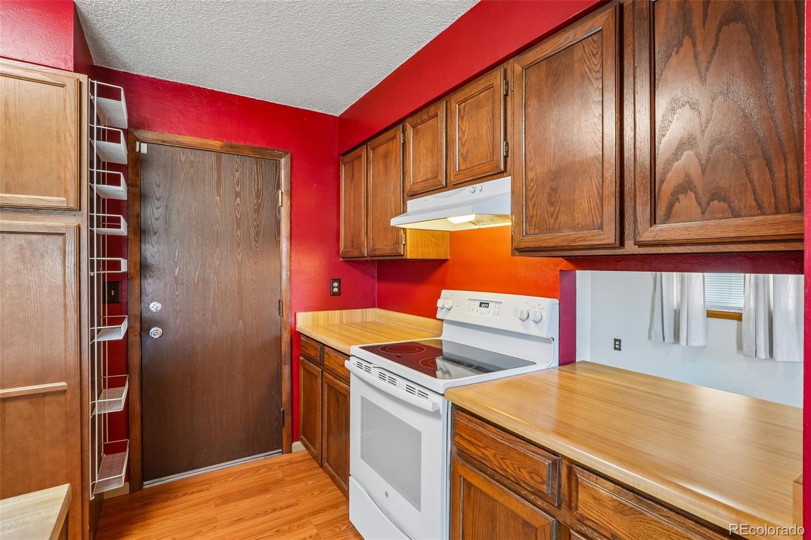 MLS Image #12 for 11040  acoma street,northglenn, Colorado