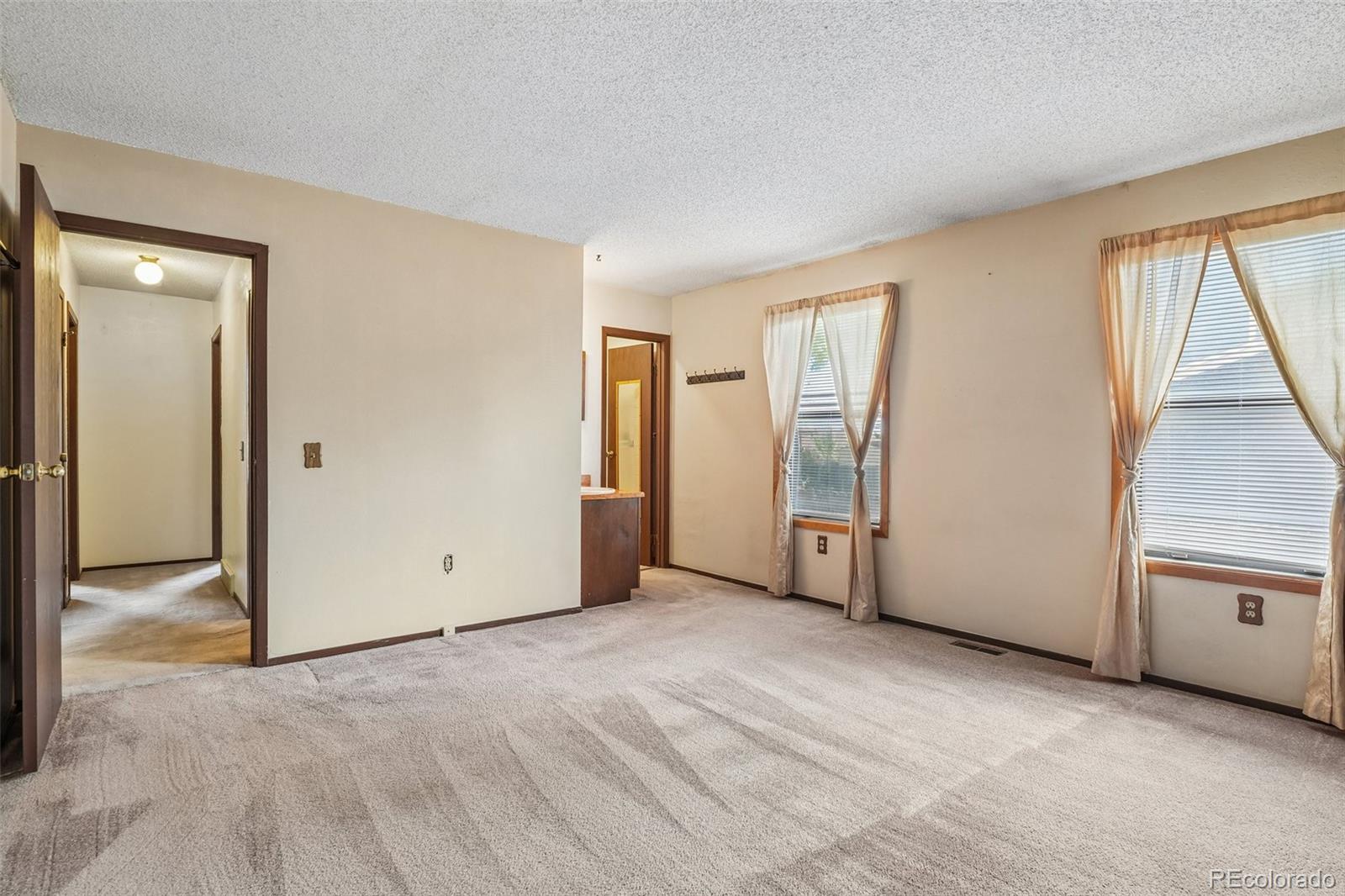 MLS Image #21 for 11040  acoma street,northglenn, Colorado