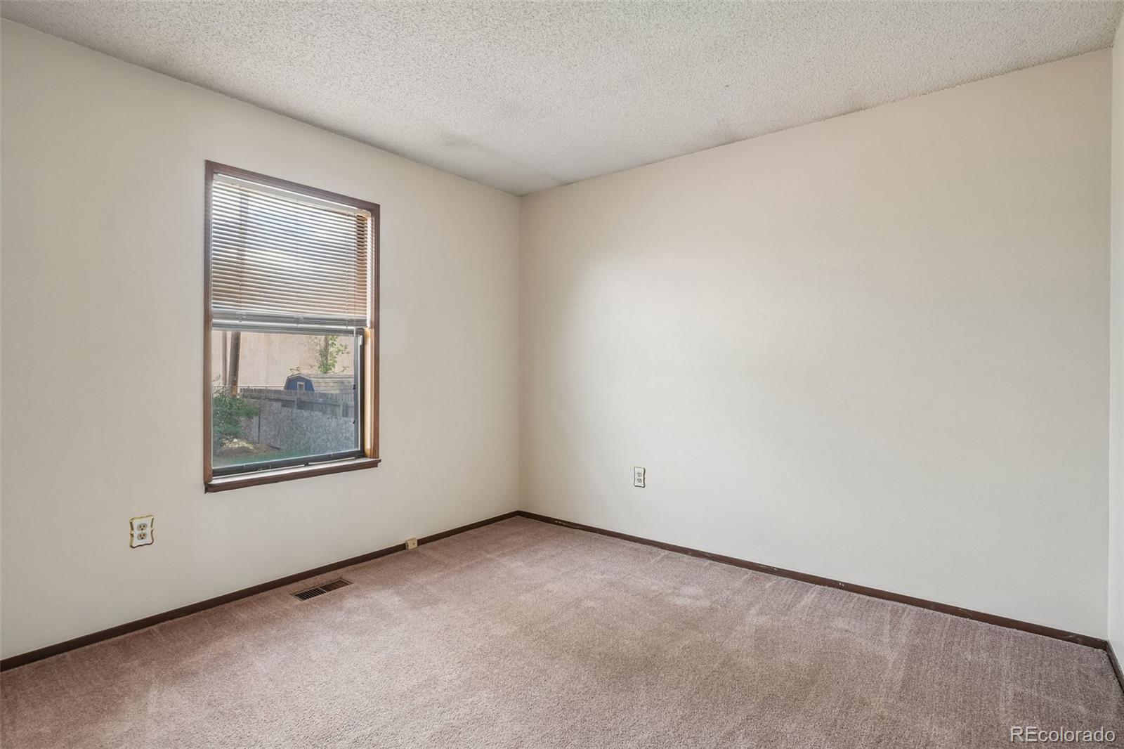 MLS Image #27 for 11040  acoma street,northglenn, Colorado