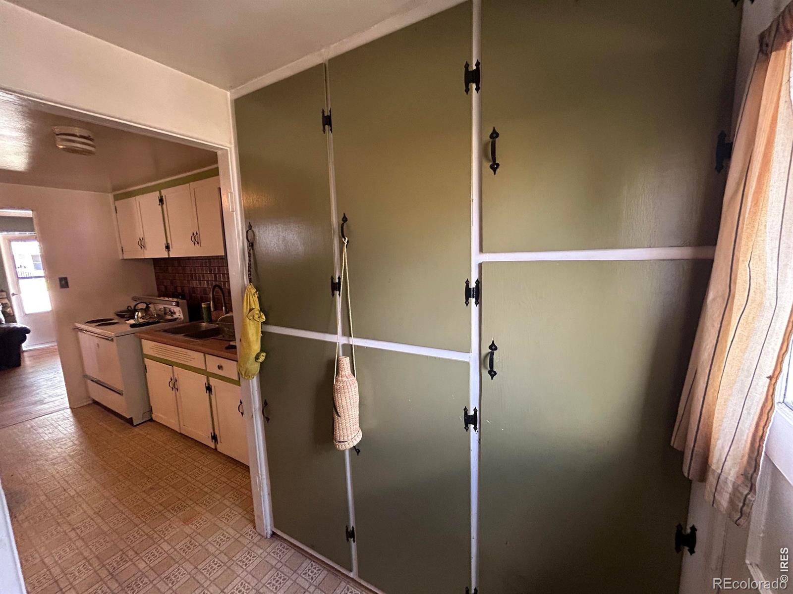 MLS Image #14 for 5540  otis court,arvada, Colorado