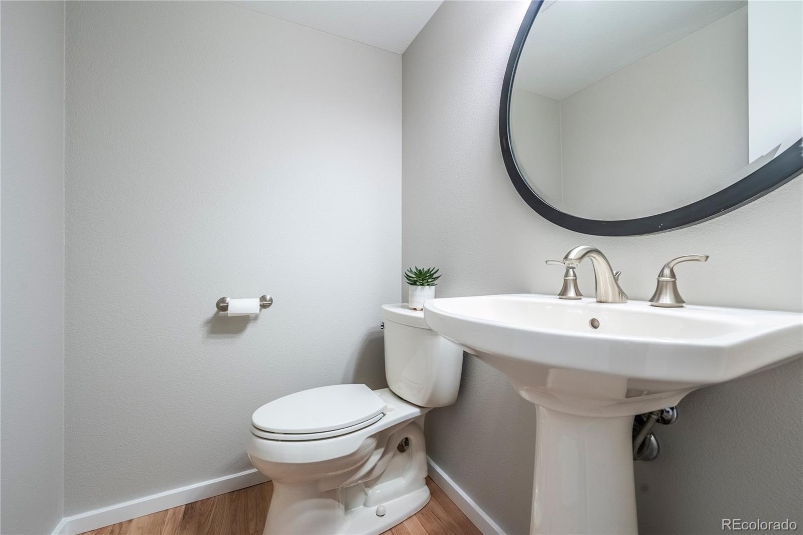 MLS Image #10 for 7576 e long avenue,centennial, Colorado