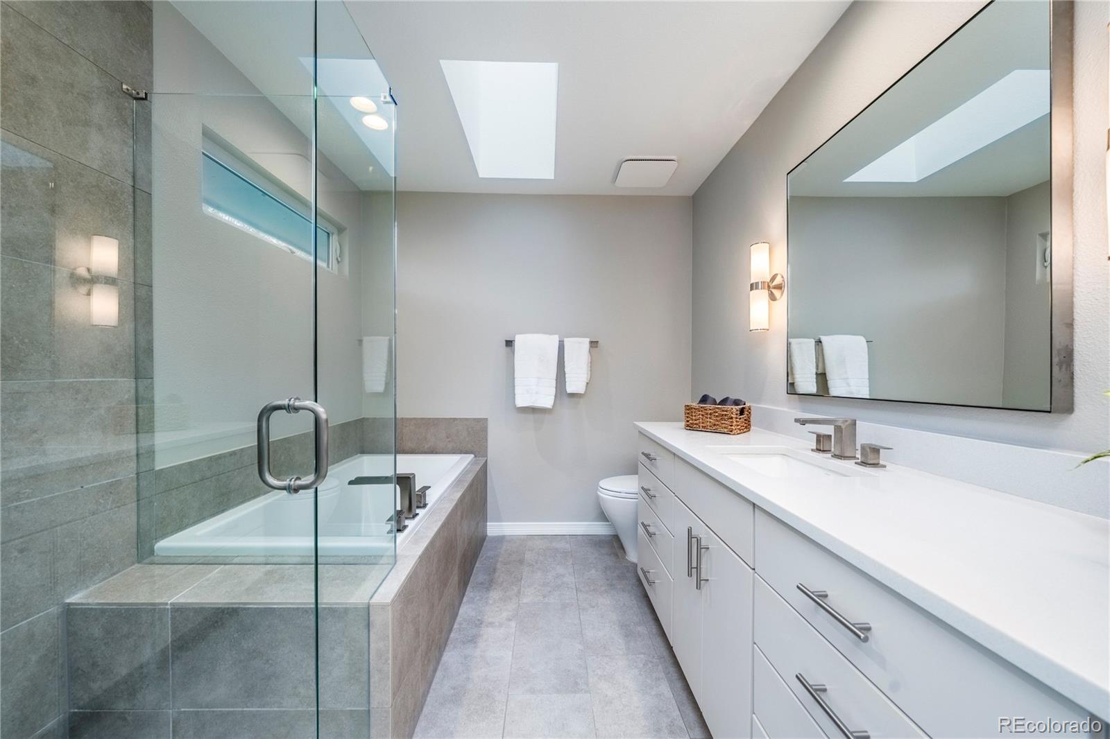 MLS Image #12 for 7576 e long avenue,centennial, Colorado