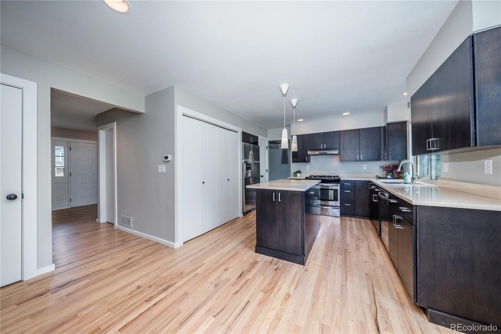 MLS Image #6 for 7576 e long avenue,centennial, Colorado