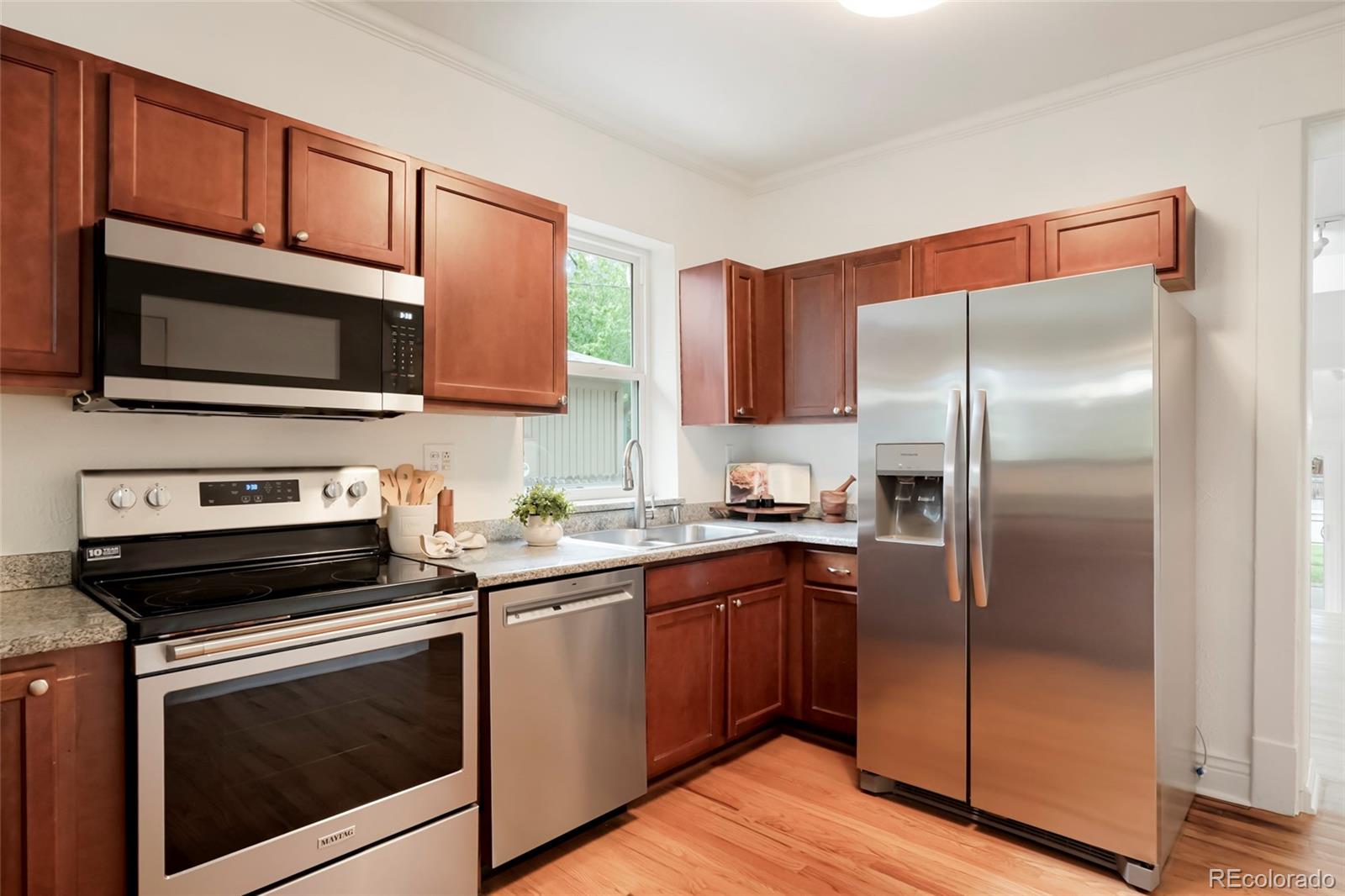 MLS Image #10 for 1425 s sherman street,denver, Colorado