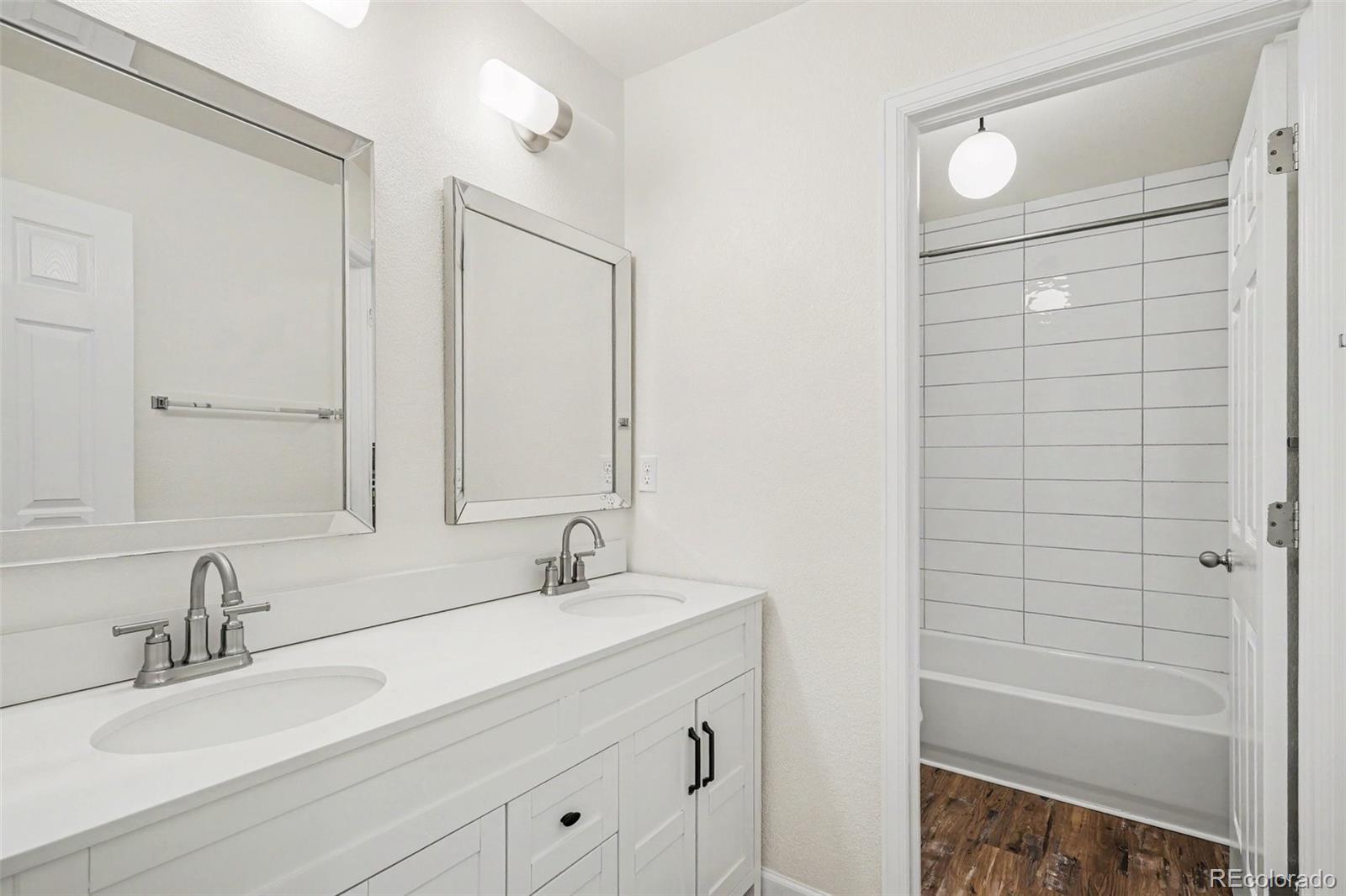 MLS Image #12 for 21220 e bellewood drive,centennial, Colorado