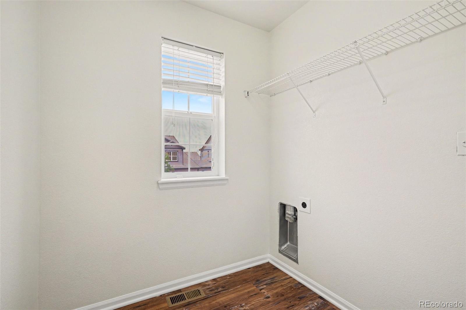 MLS Image #13 for 21220 e bellewood drive,centennial, Colorado