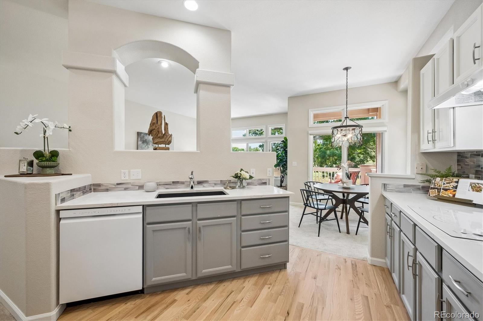 MLS Image #14 for 15896  double eagle drive,morrison, Colorado