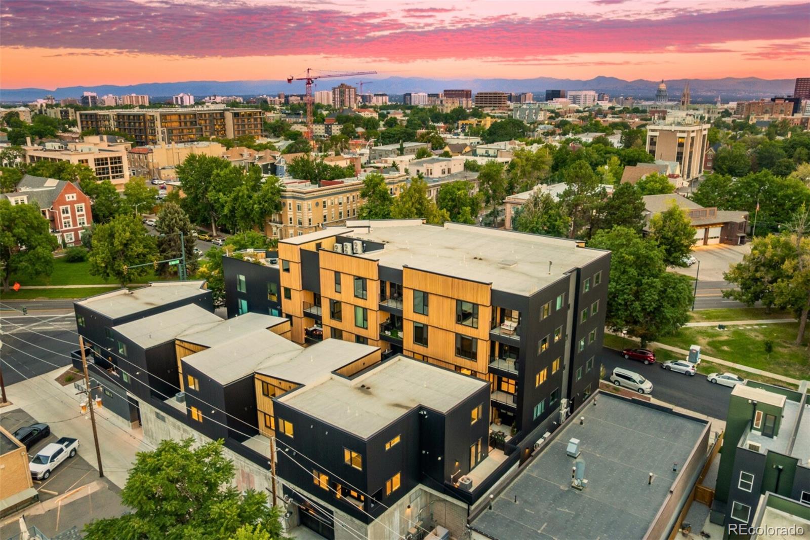 MLS Image #2 for 1601  park avenue 303,denver, Colorado