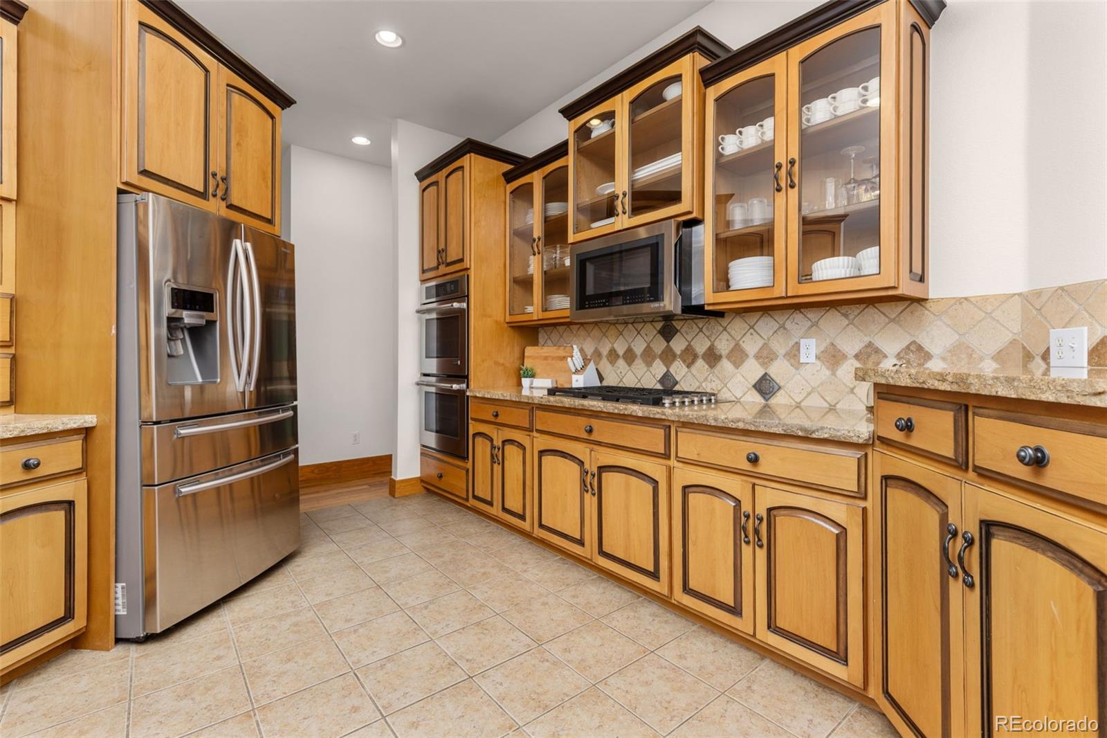 MLS Image #13 for 1190  trails end court,windsor, Colorado