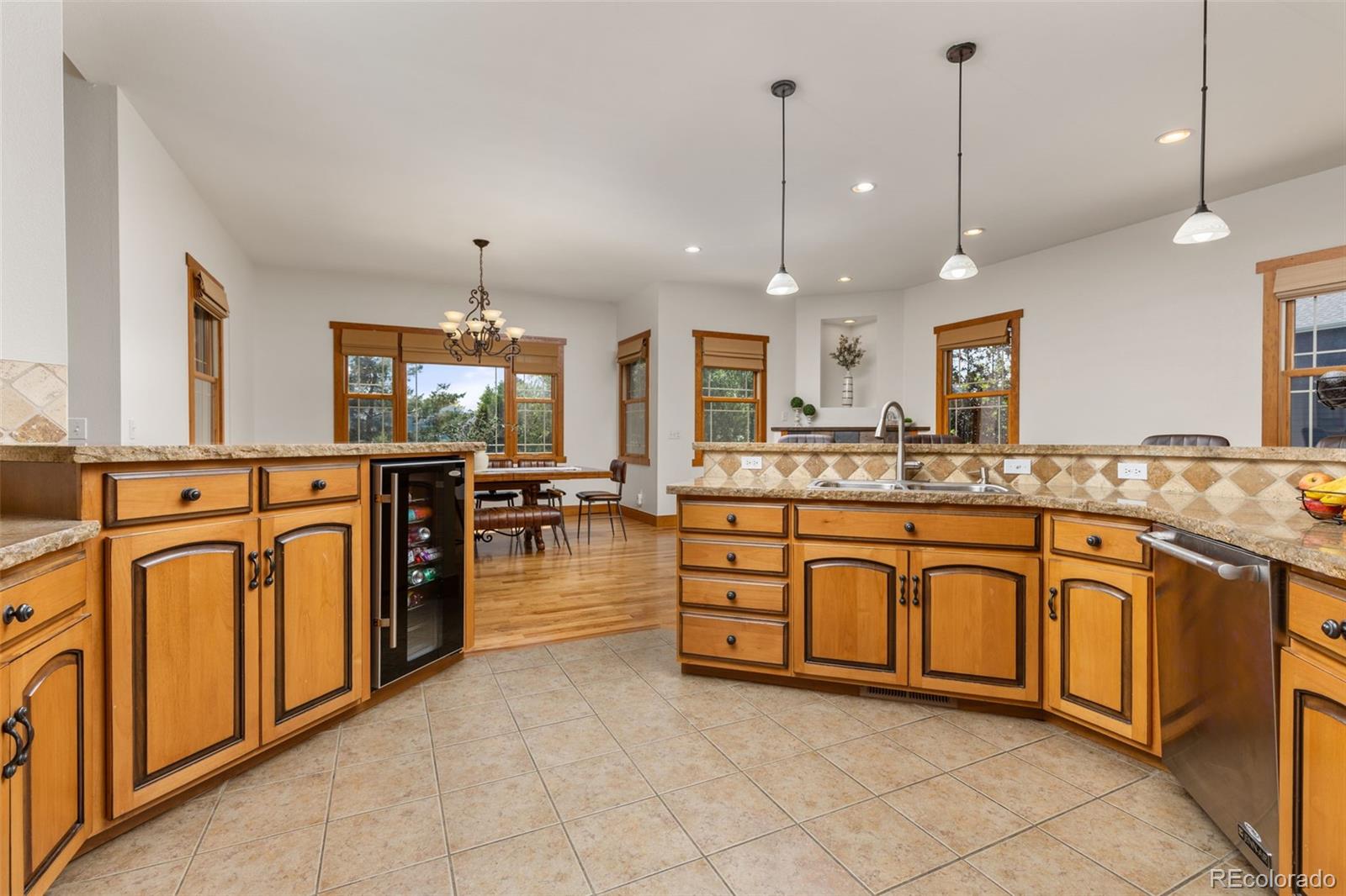 MLS Image #15 for 1190  trails end court,windsor, Colorado