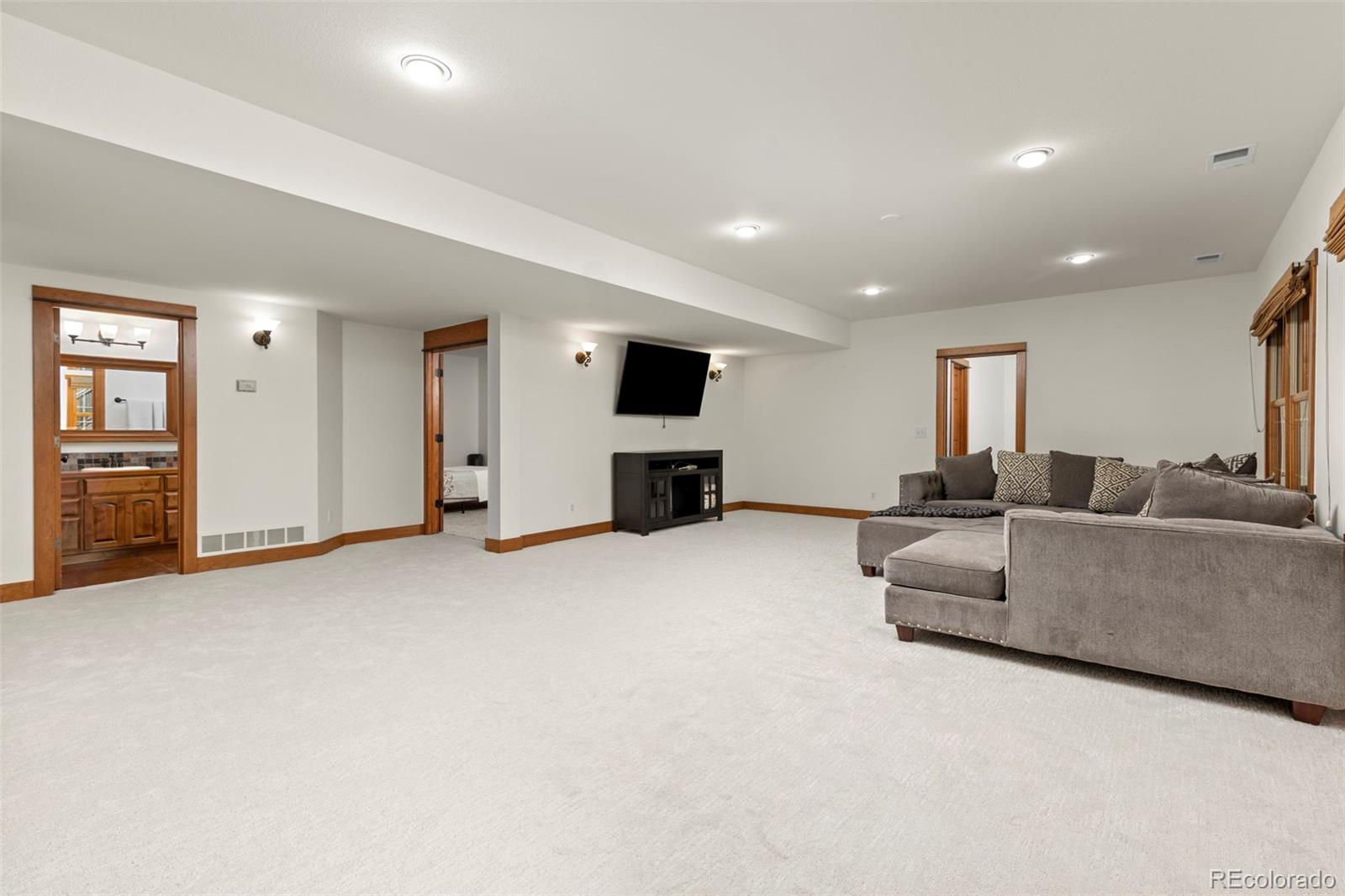 MLS Image #31 for 1190  trails end court,windsor, Colorado
