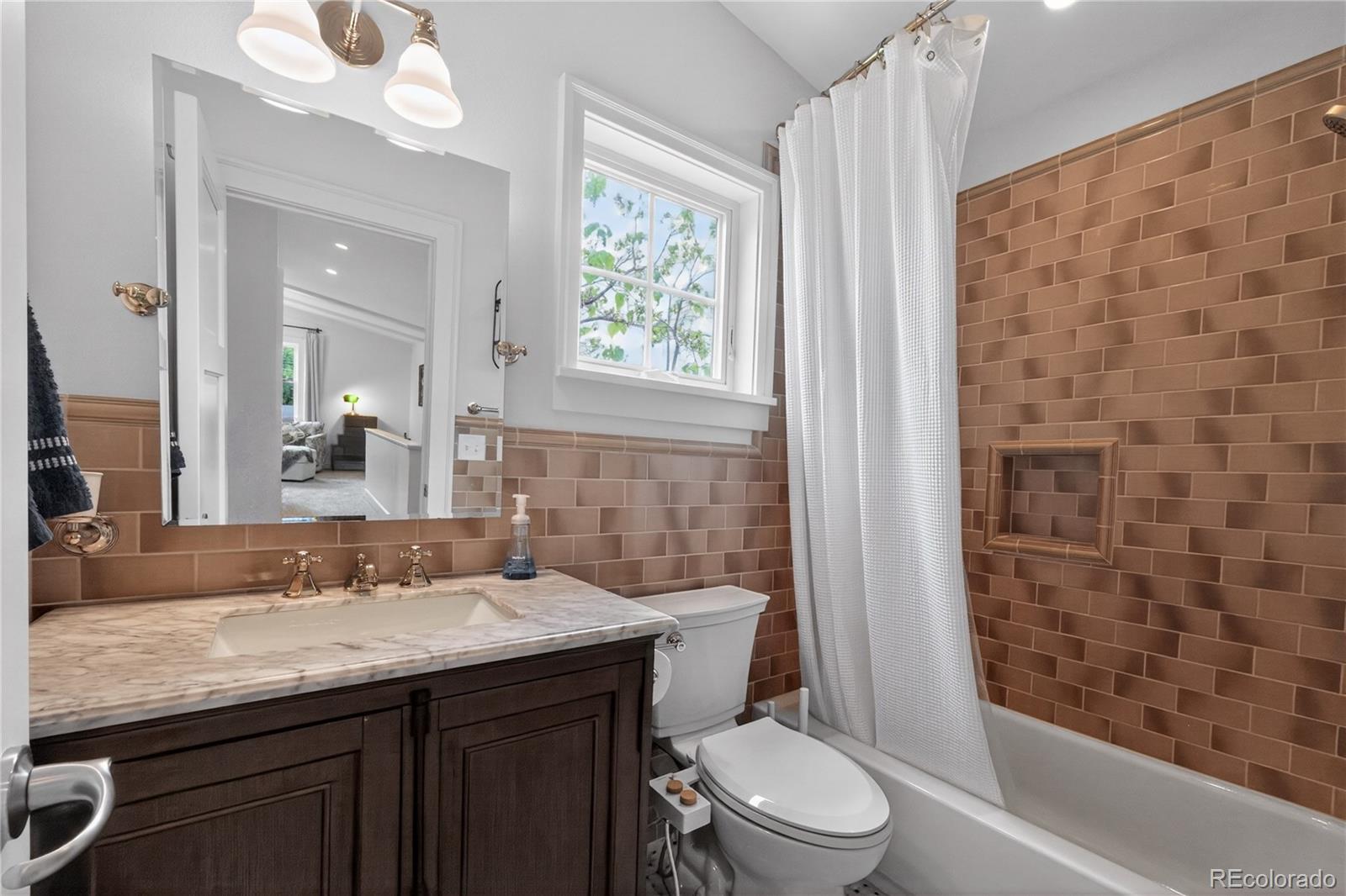 MLS Image #23 for 913  7th street,berthoud, Colorado