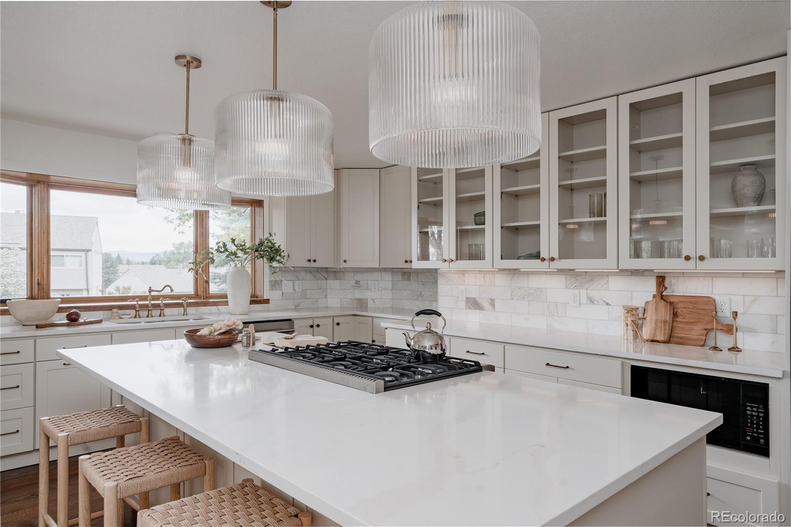 MLS Image #11 for 4398 w lake circle,littleton, Colorado