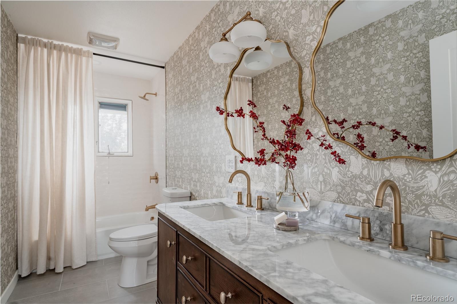 MLS Image #39 for 4398 w lake circle,littleton, Colorado