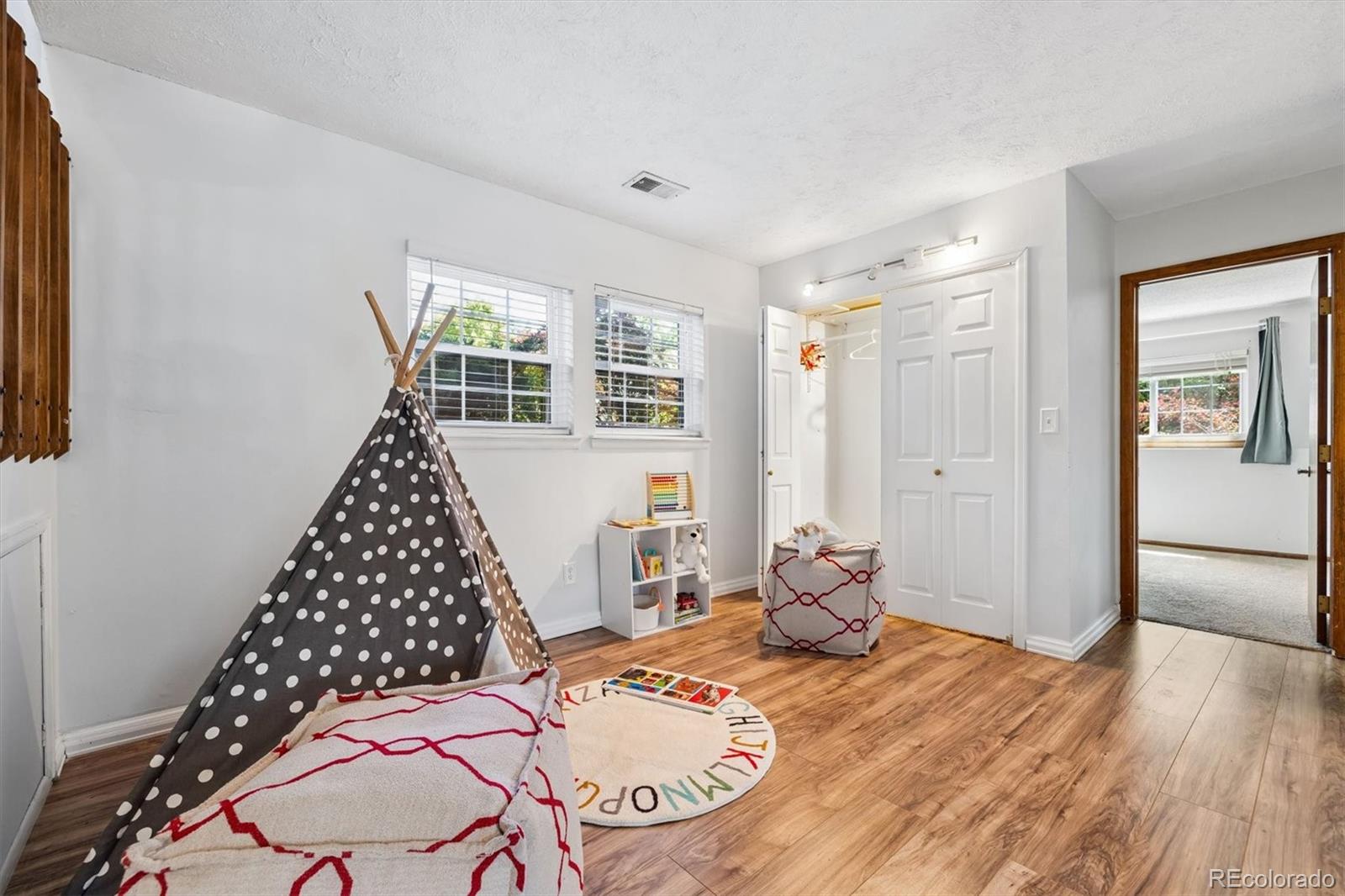 MLS Image #17 for 5427 s taft street,littleton, Colorado