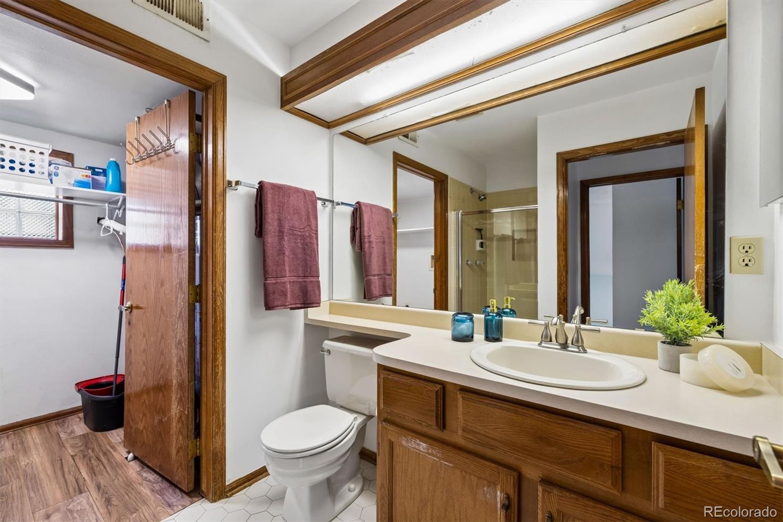 MLS Image #20 for 5427 s taft street,littleton, Colorado