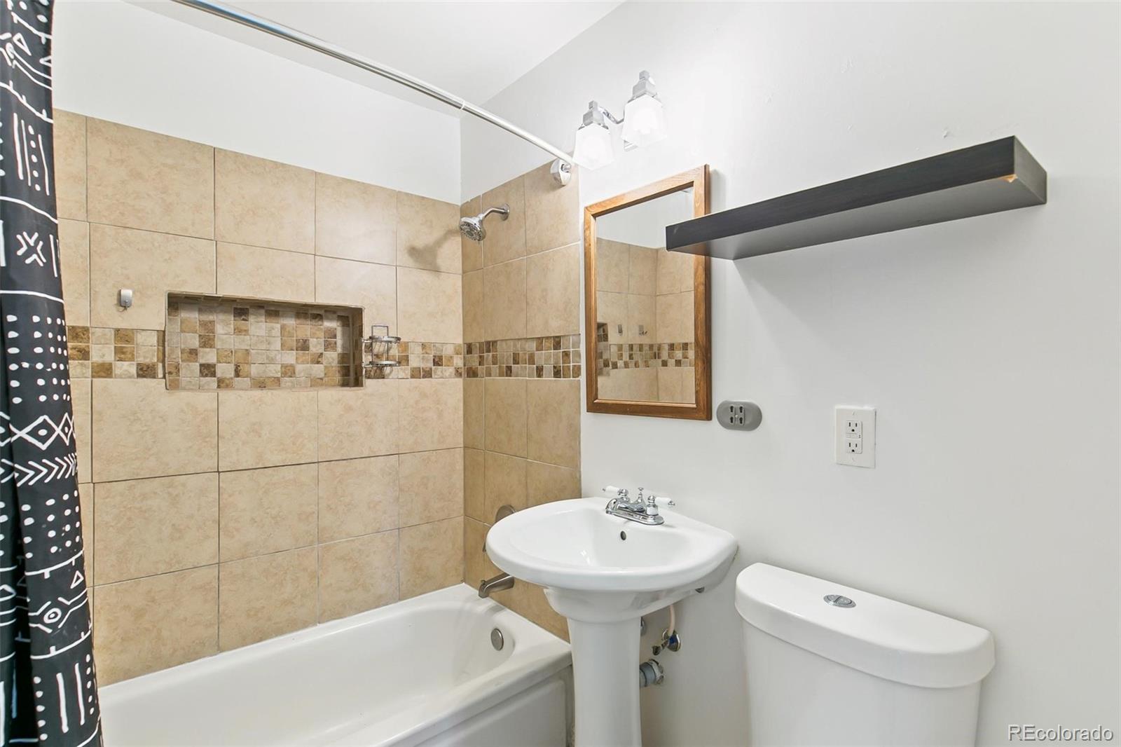 MLS Image #18 for 1348 s xavier street,denver, Colorado
