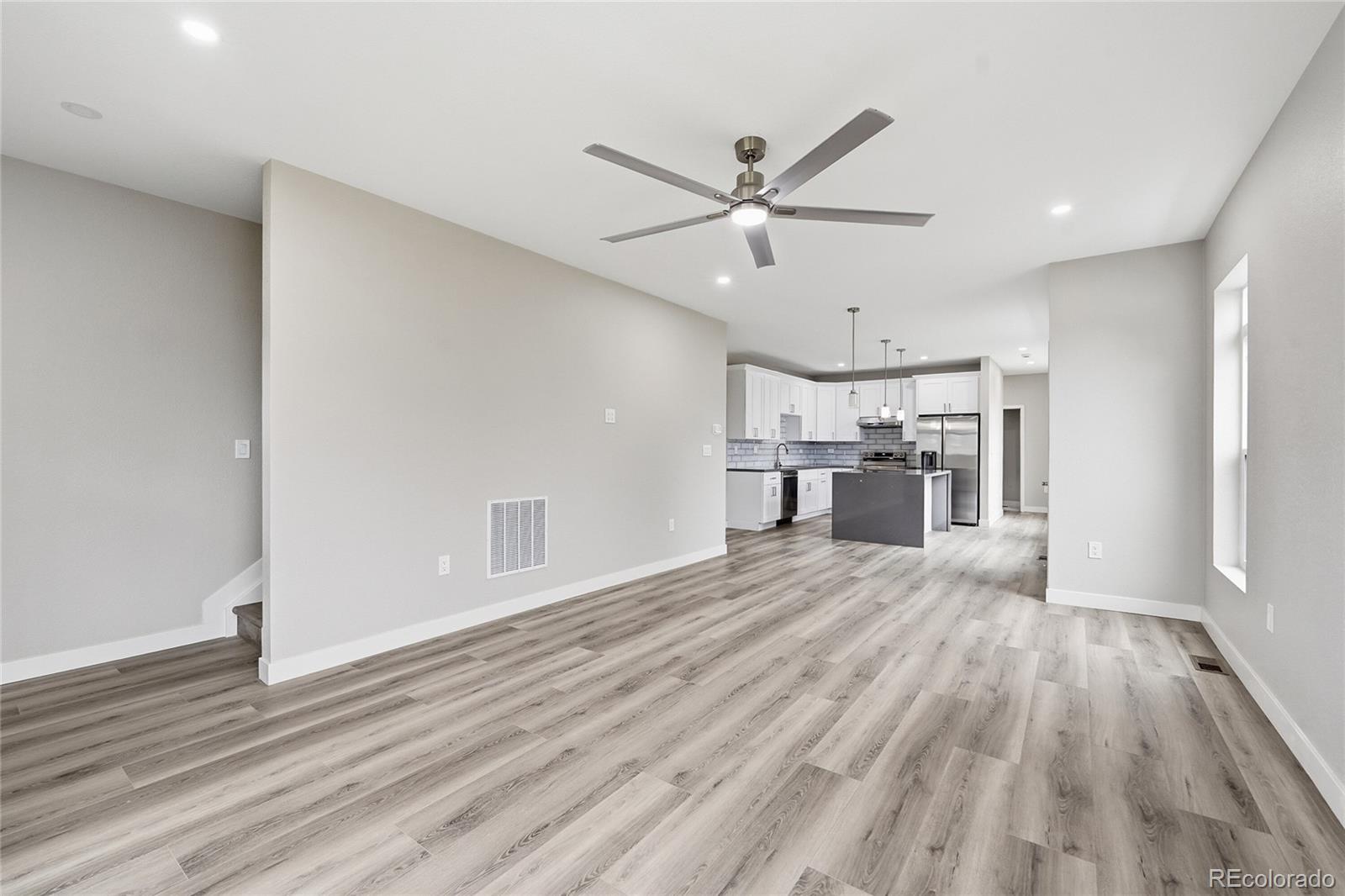 MLS Image #11 for 359 s dale court,denver, Colorado