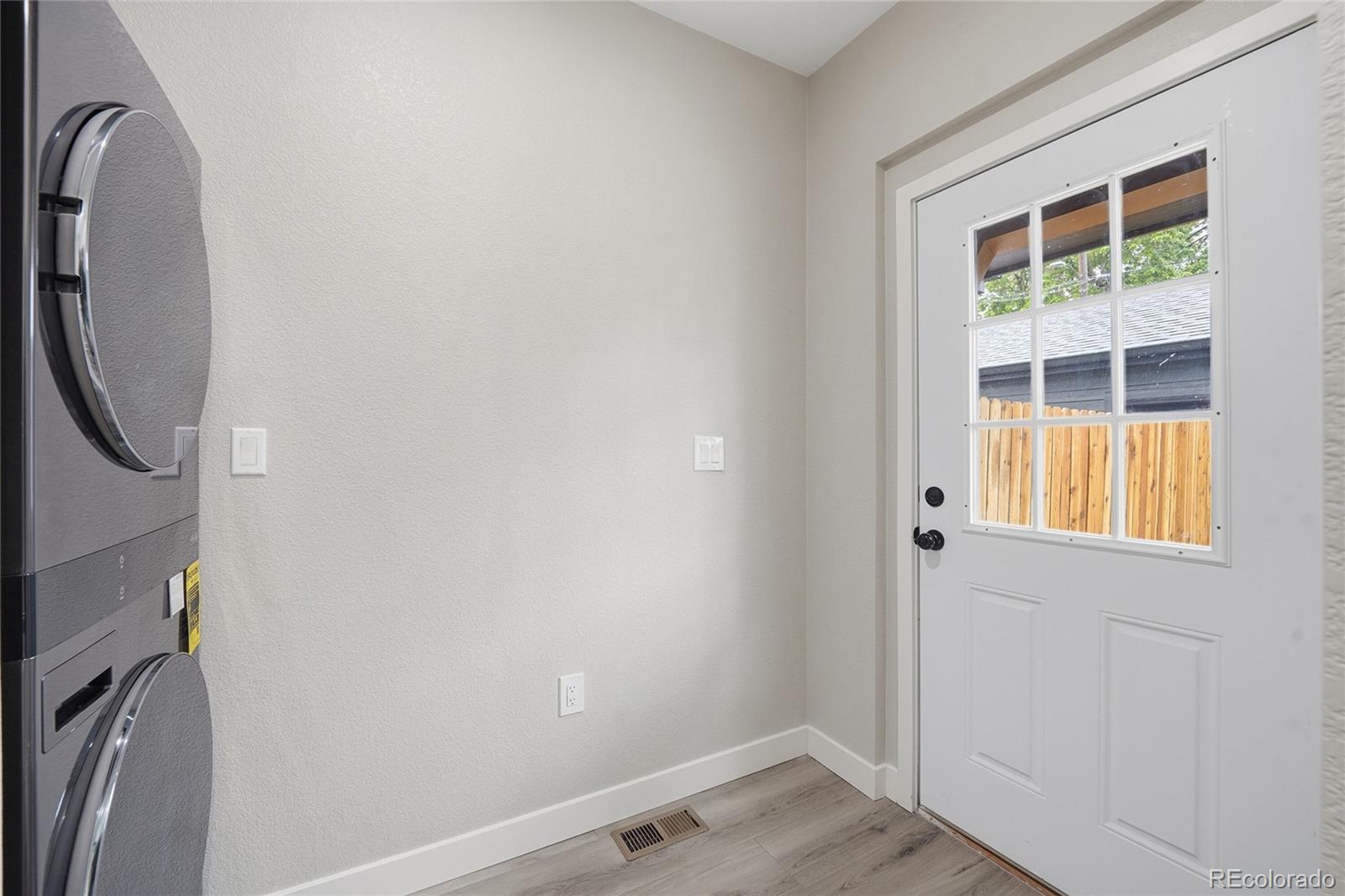 MLS Image #13 for 359 s dale court,denver, Colorado