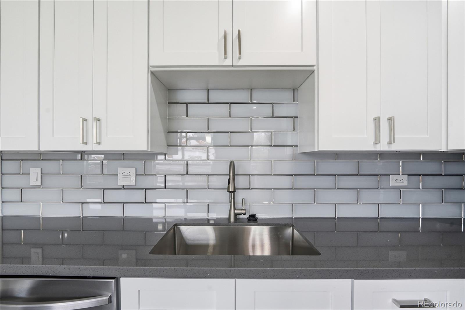 MLS Image #9 for 359 s dale court,denver, Colorado