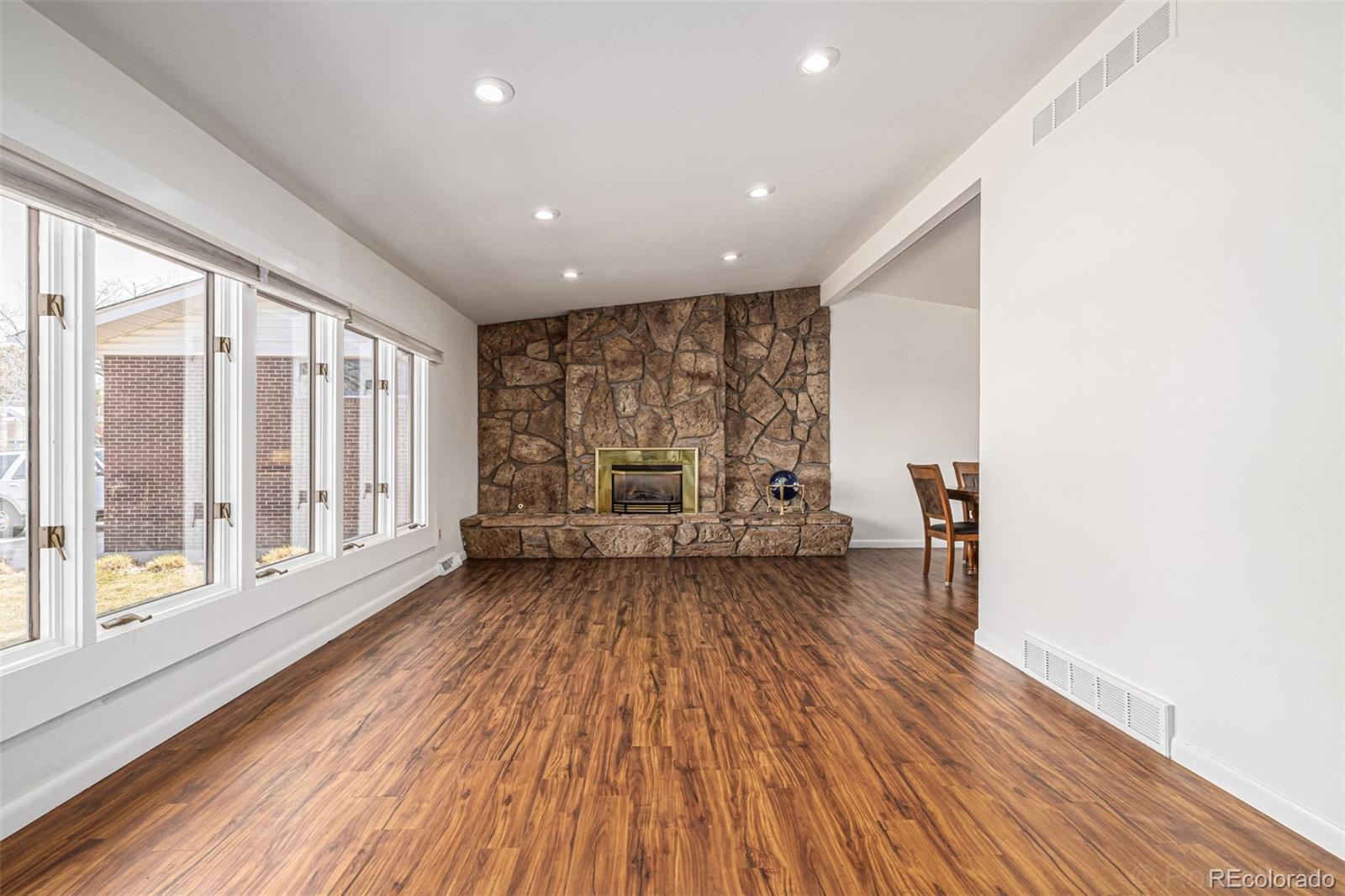MLS Image #9 for 529 s magnolia lane,denver, Colorado