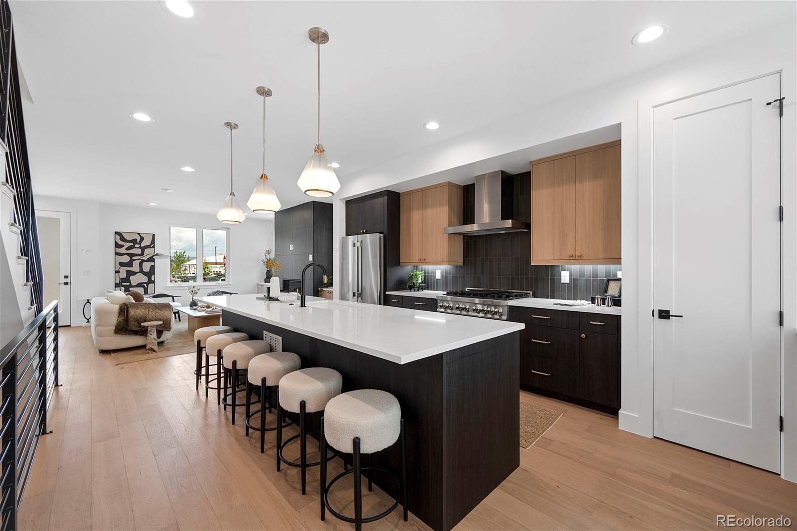MLS Image #12 for 2404 s cherokee street,denver, Colorado