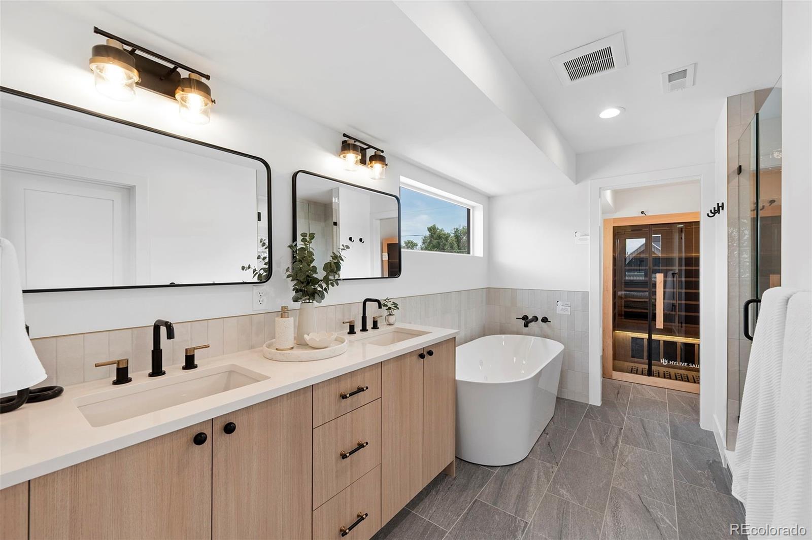 MLS Image #21 for 2404 s cherokee street,denver, Colorado