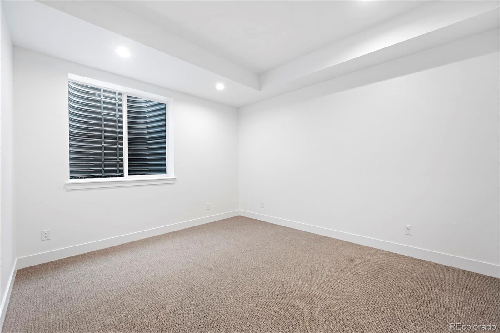 MLS Image #34 for 2404 s cherokee street,denver, Colorado
