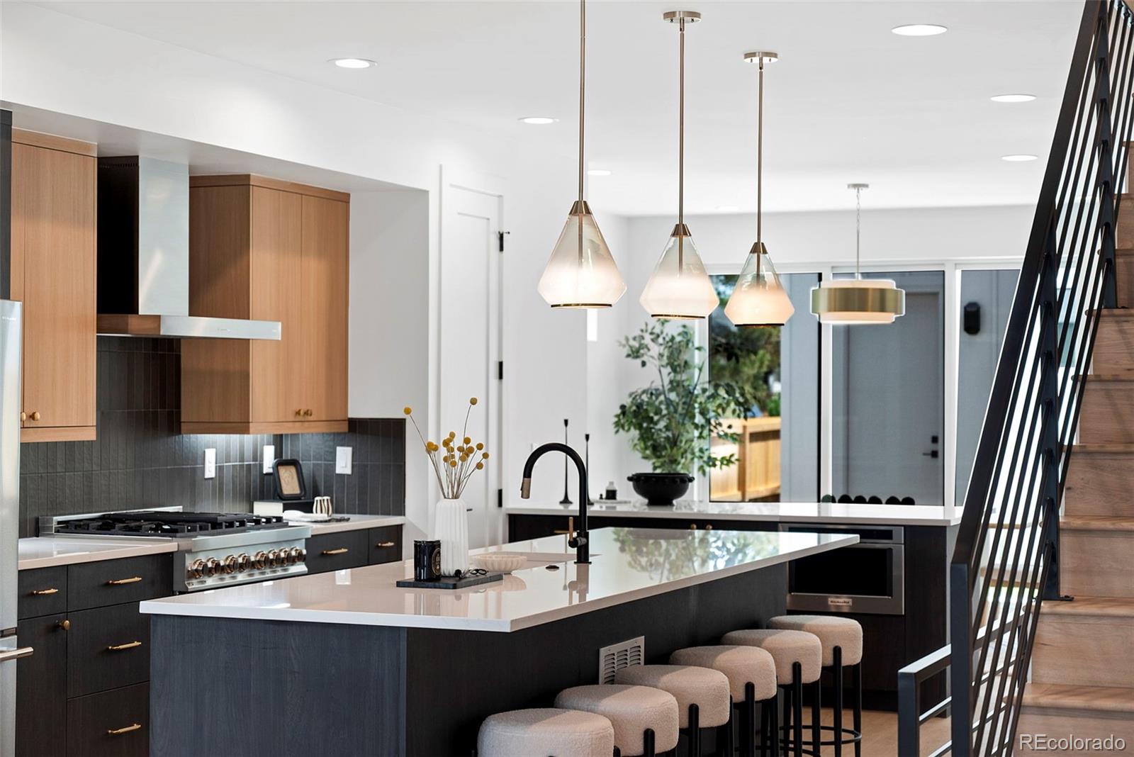 MLS Image #8 for 2404 s cherokee street,denver, Colorado