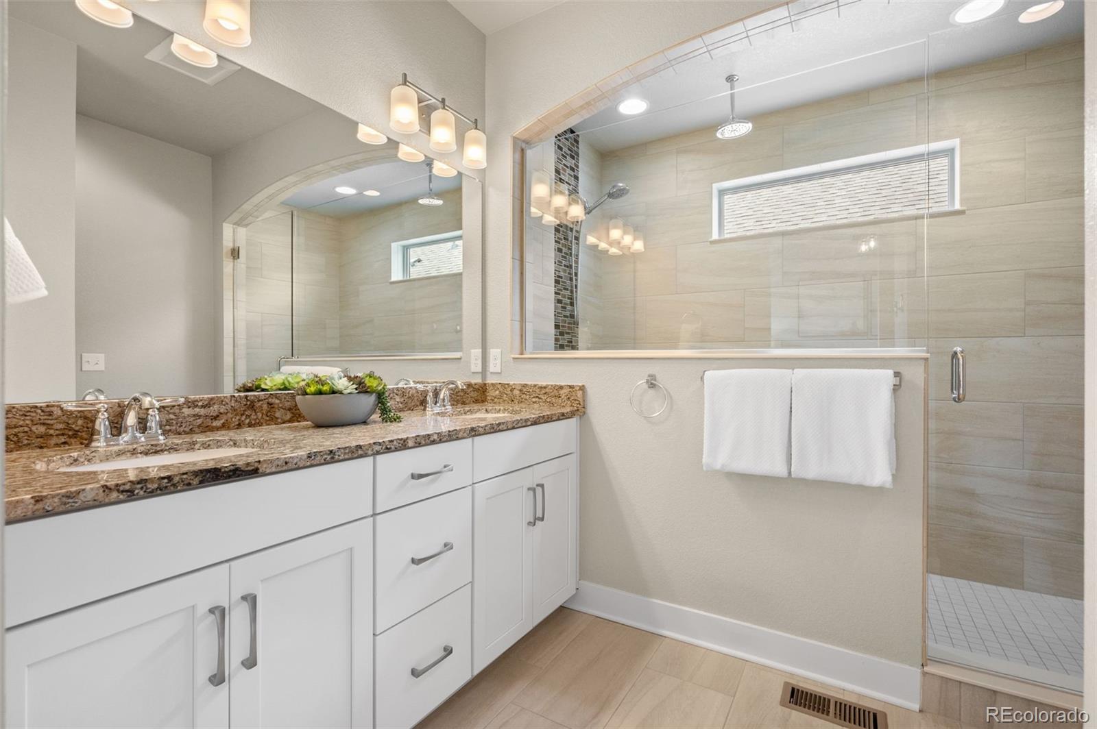 MLS Image #17 for 9962 e 59th drive,denver, Colorado