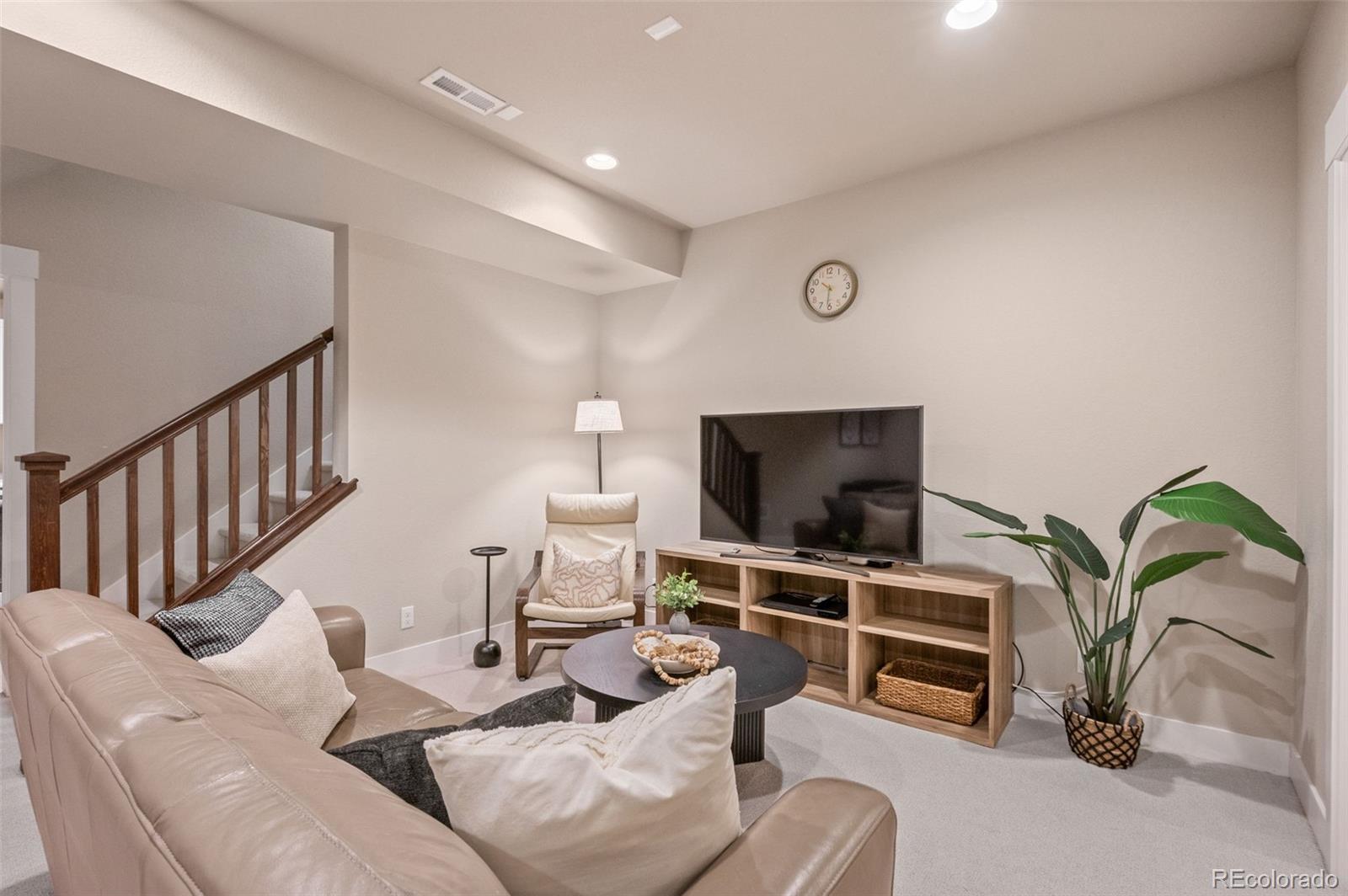 MLS Image #21 for 9962 e 59th drive,denver, Colorado
