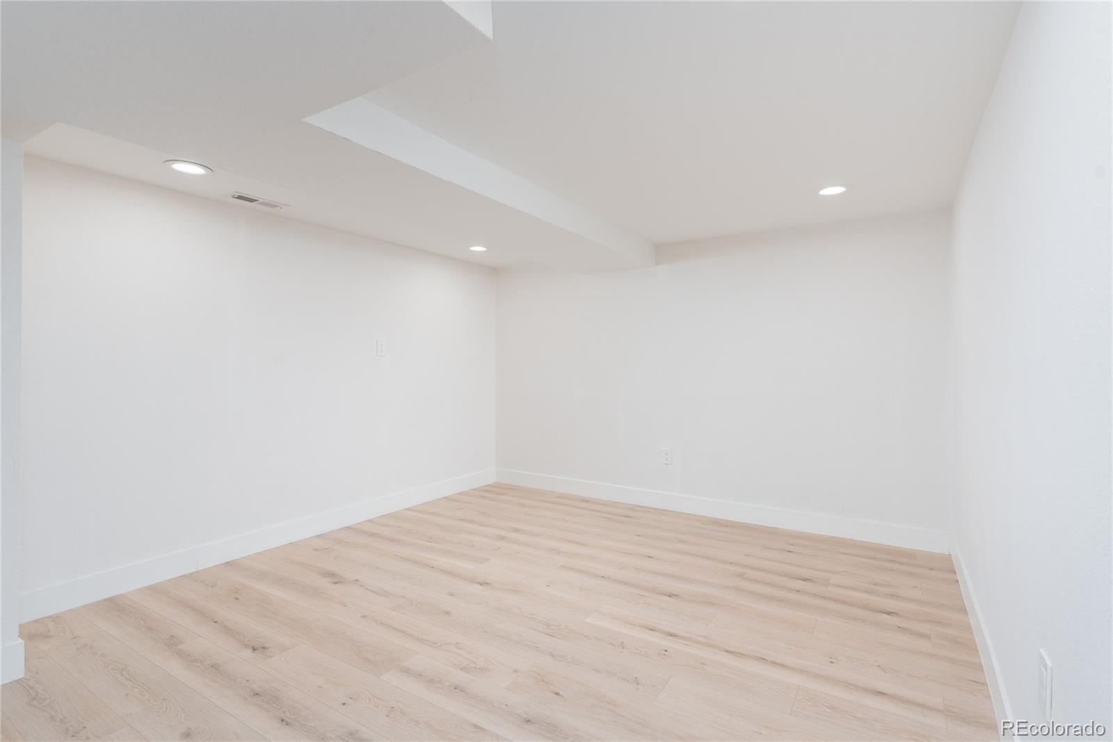 MLS Image #16 for 532  galena street,aurora, Colorado