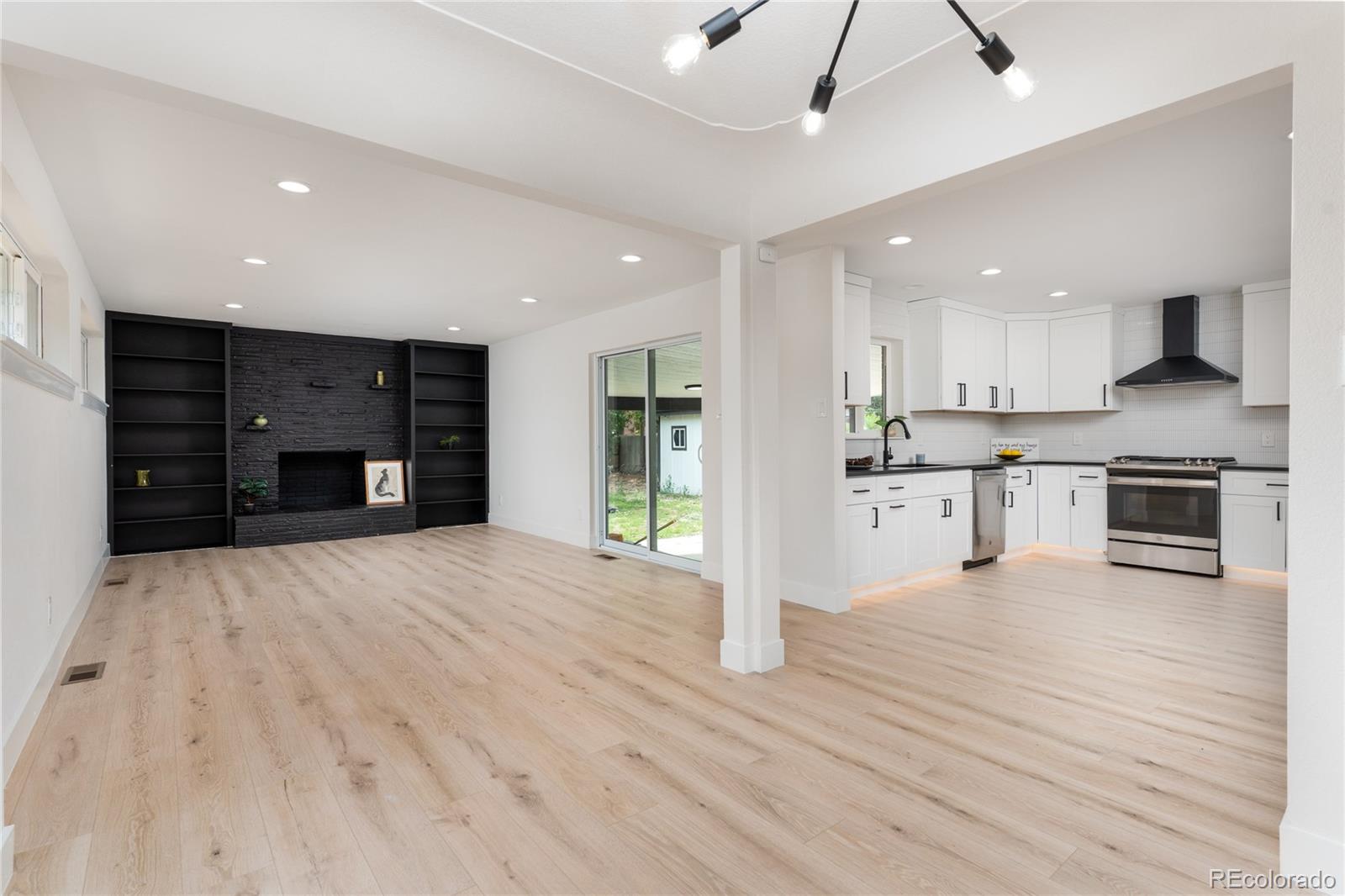 MLS Image #7 for 532  galena street,aurora, Colorado