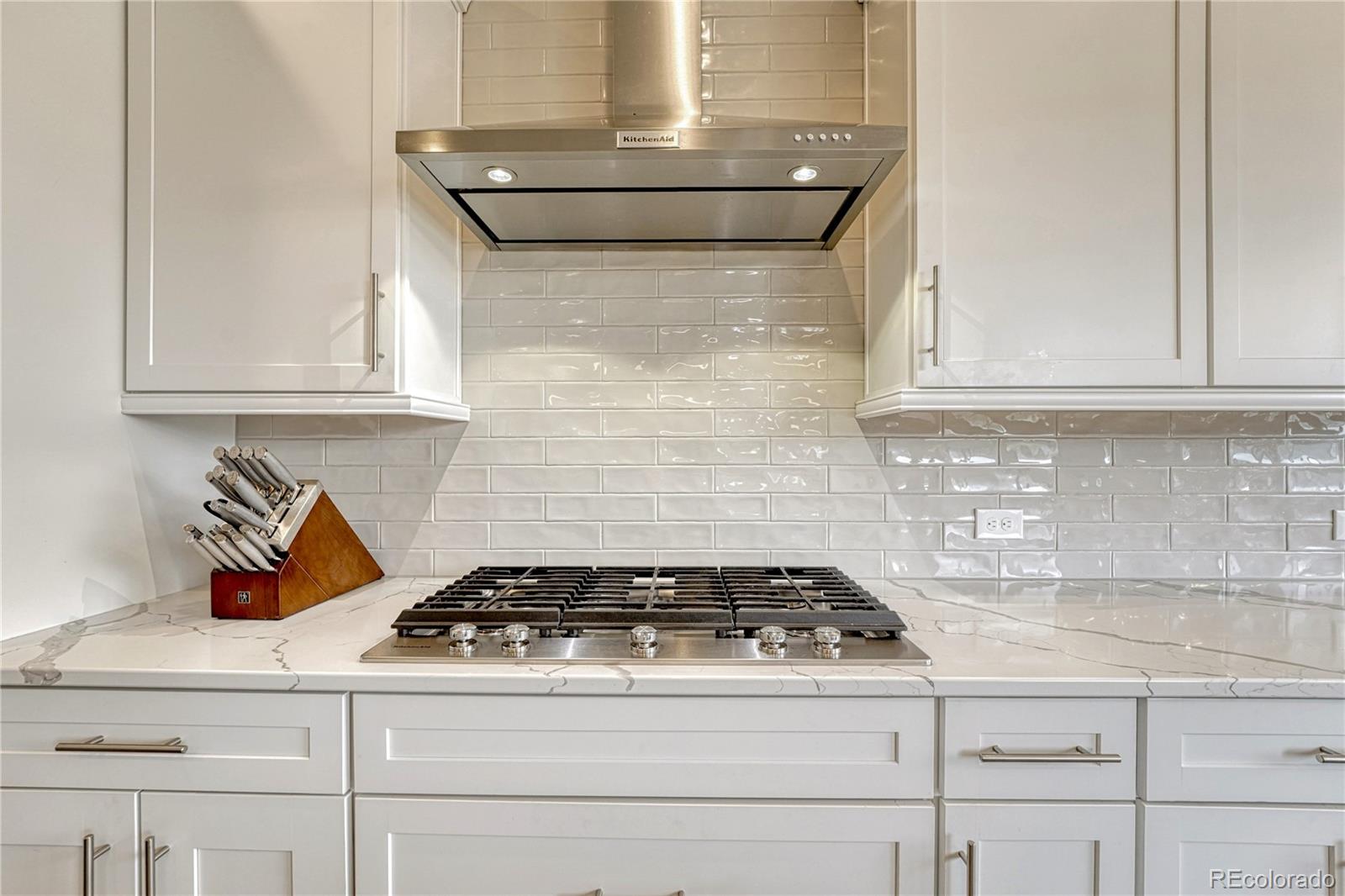 MLS Image #12 for 4445  mesa top drive,monument, Colorado