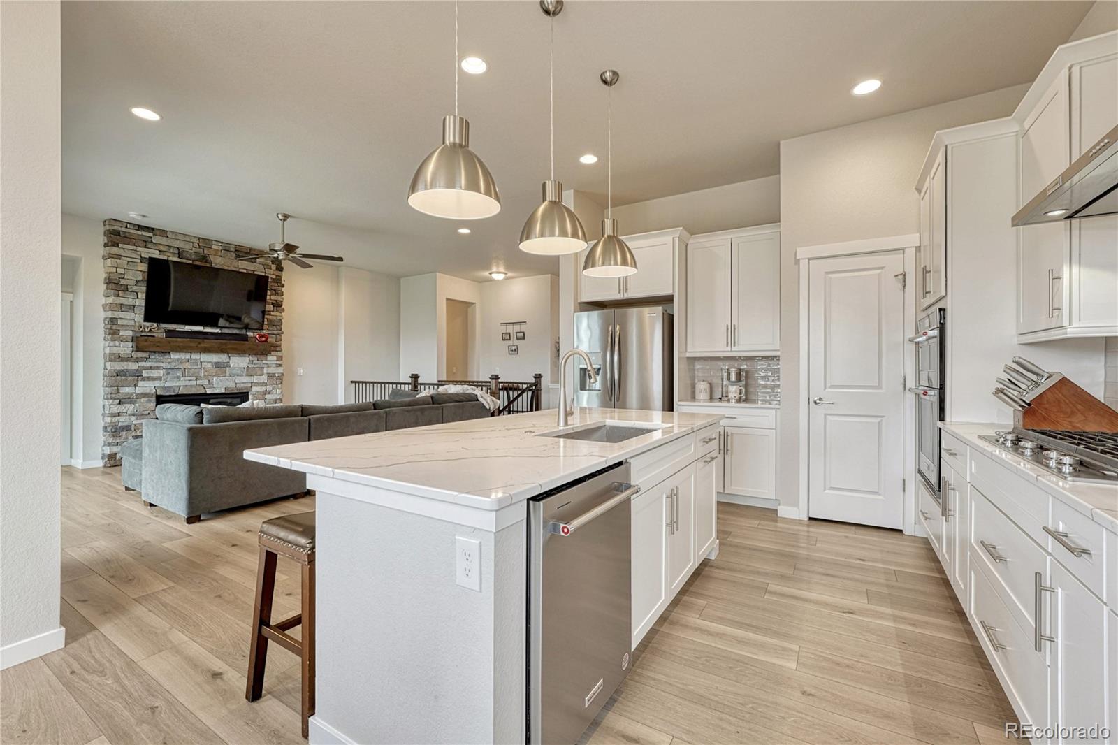 MLS Image #13 for 4445  mesa top drive,monument, Colorado