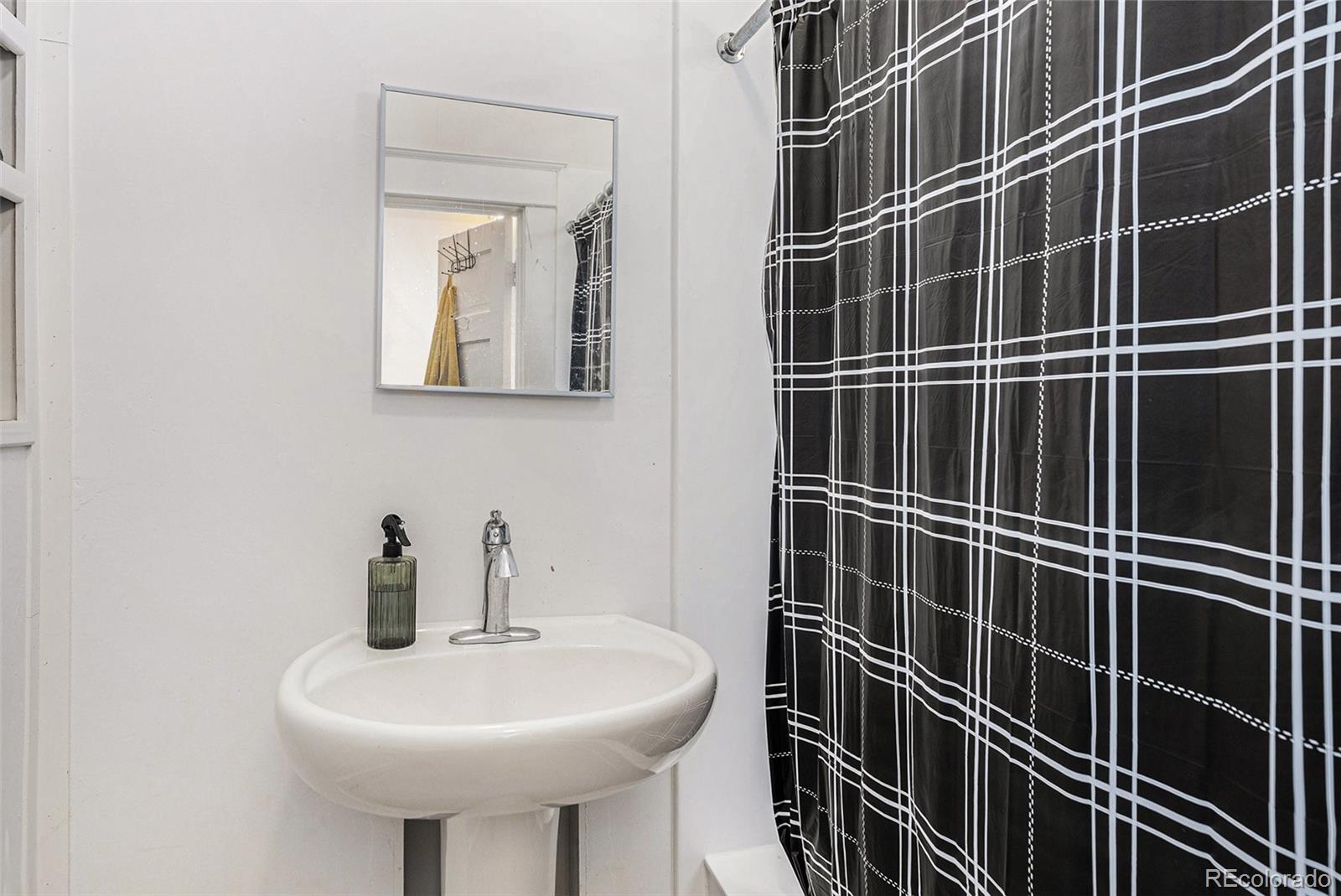 MLS Image #4 for 4536  beach court,denver, Colorado