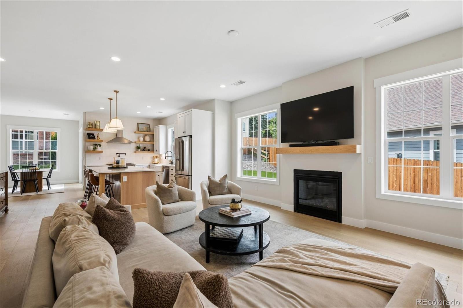 MLS Image #10 for 8367 w 68th lane,arvada, Colorado