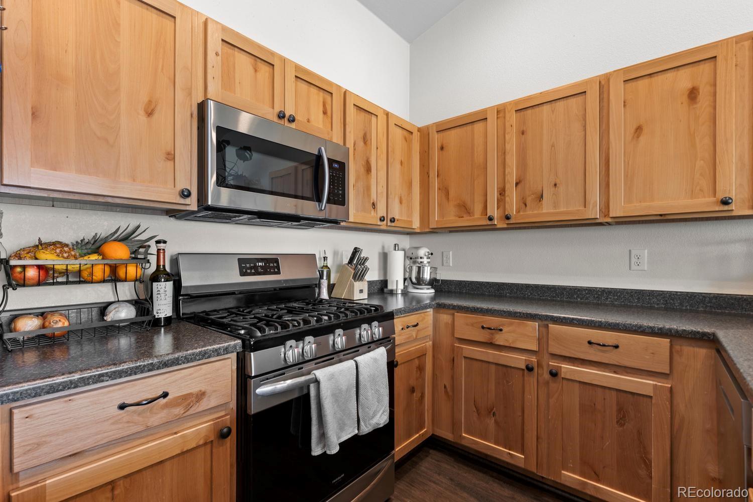 MLS Image #18 for 1476  first light drive,windsor, Colorado
