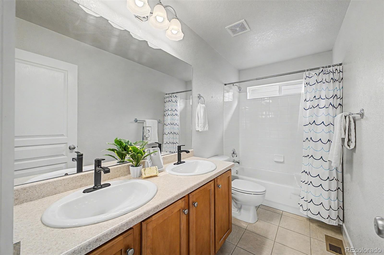 MLS Image #28 for 2741  willow street,denver, Colorado
