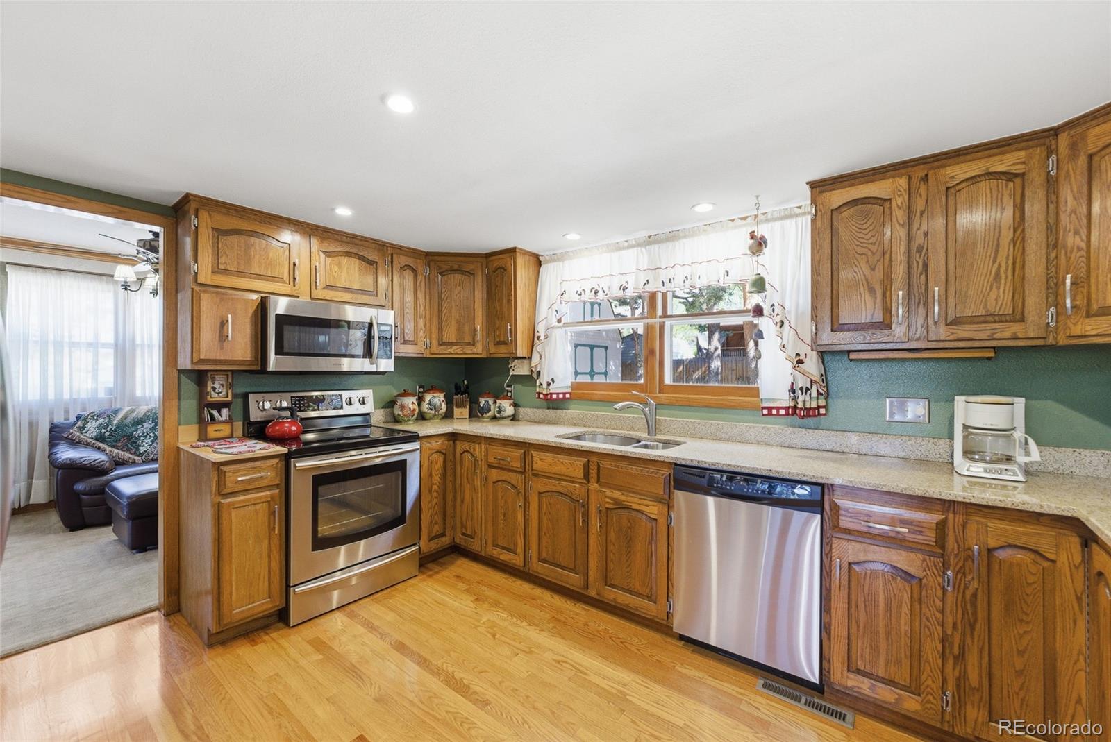 MLS Image #8 for 10855 w 73rd place,arvada, Colorado