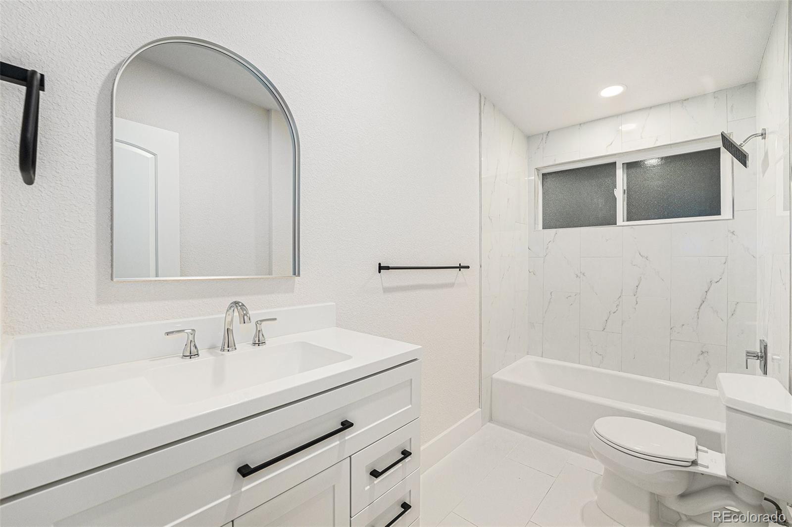 MLS Image #10 for 2989 e cresthill avenue,centennial, Colorado