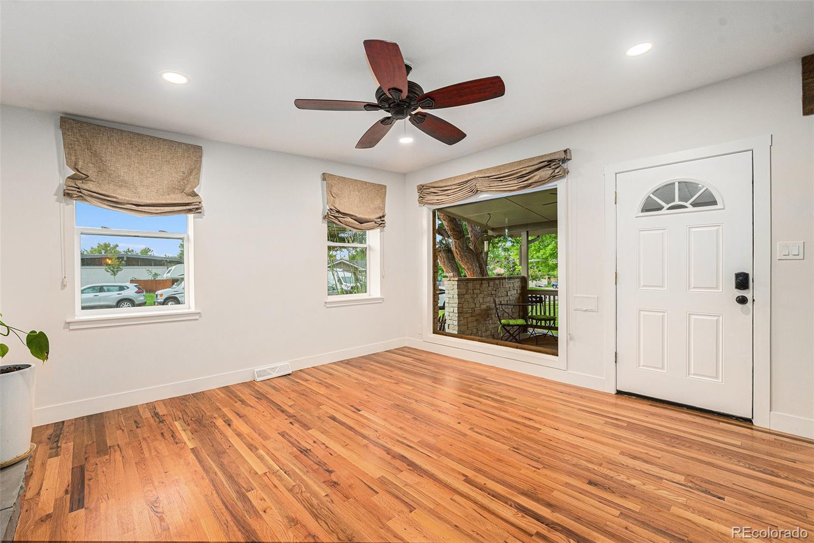 MLS Image #2 for 2989 e cresthill avenue,centennial, Colorado