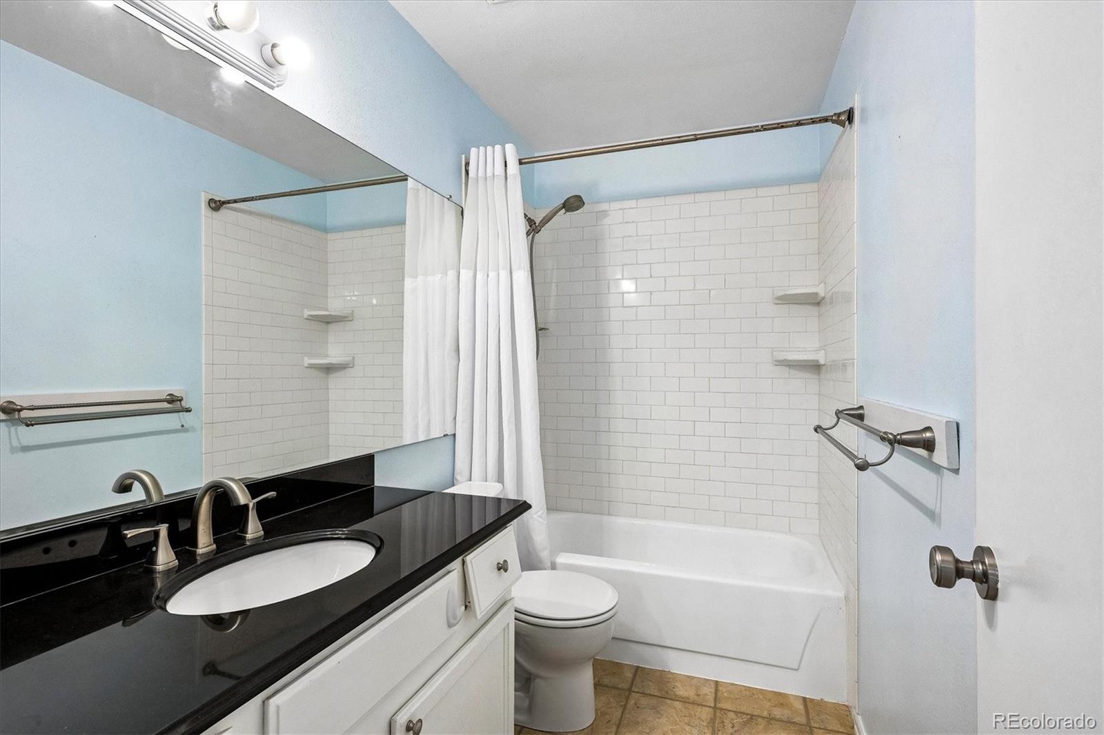 MLS Image #14 for 525  lindenwood court,highlands ranch, Colorado