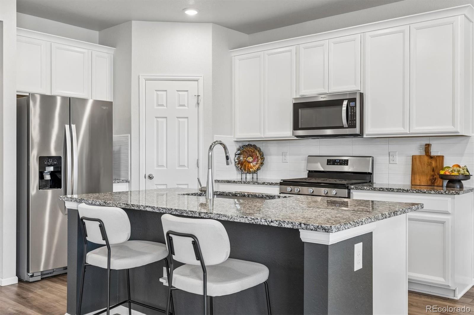 MLS Image #6 for 4126 s netherland circle,aurora, Colorado