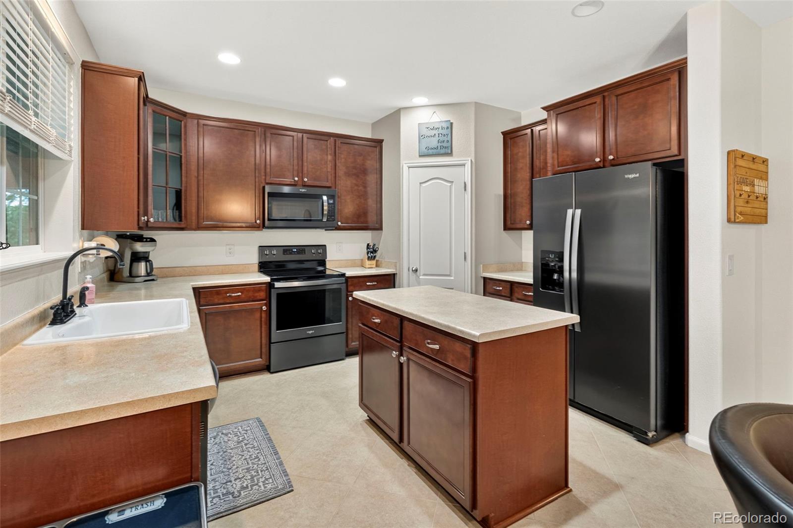 MLS Image #8 for 7151 s oak hill circle,aurora, Colorado