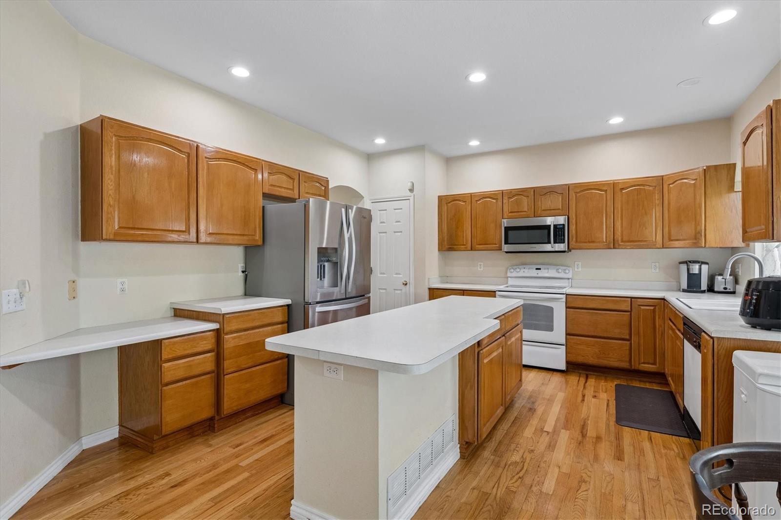 MLS Image #8 for 11629 w 84th lane,arvada, Colorado