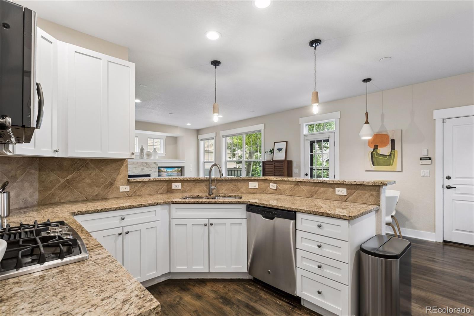 MLS Image #10 for 7873 e 8th place,denver, Colorado